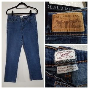 LEVI'S 512 Petite Perfectly Slimming Jeans